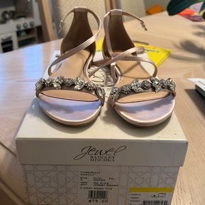 Jewel Badgley Mischka size 8 formal shoe